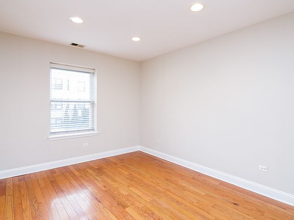 5th image of 6501 N Claremont Ave #2