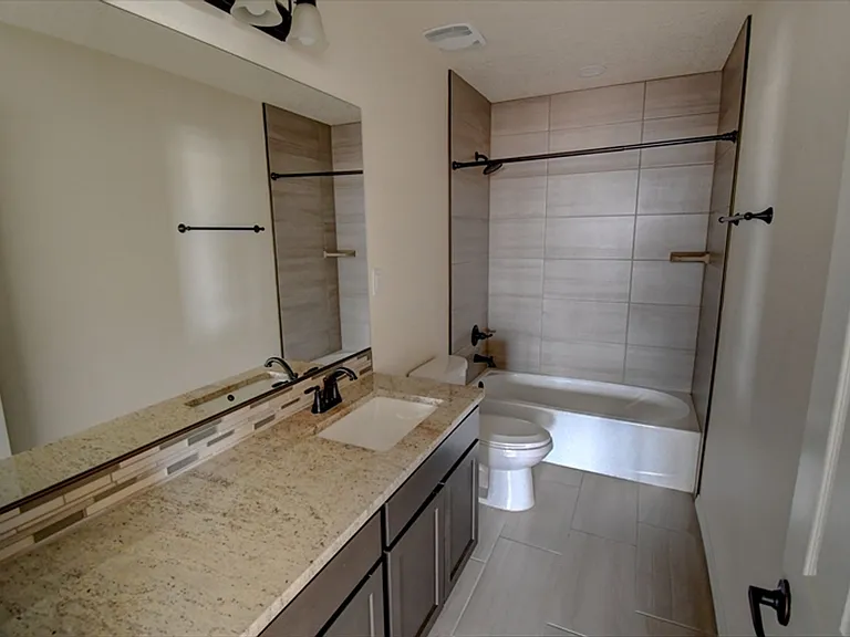 4461 Golden Eagle Loop NE — Photo 10