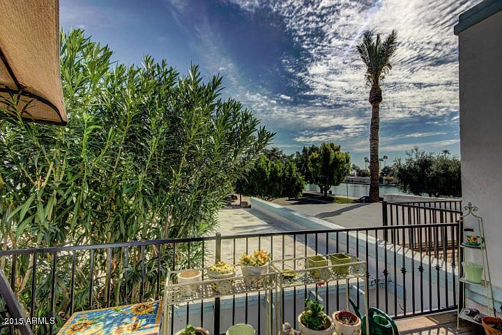 1st image of 278 Laguna Dr W