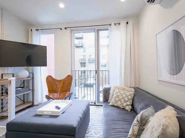 2114 Bancroft Pl NW #Id1499793p, Washington, DC 20008