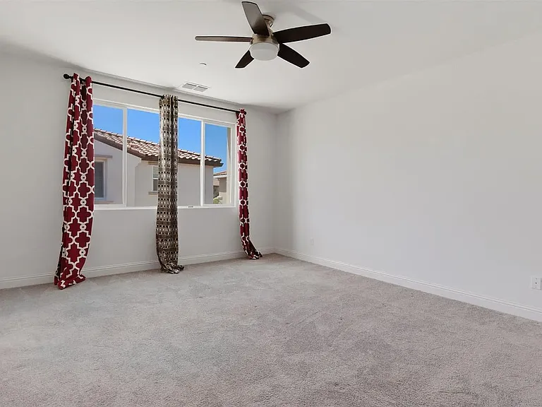 520 E Albertina Ave — Photo 31