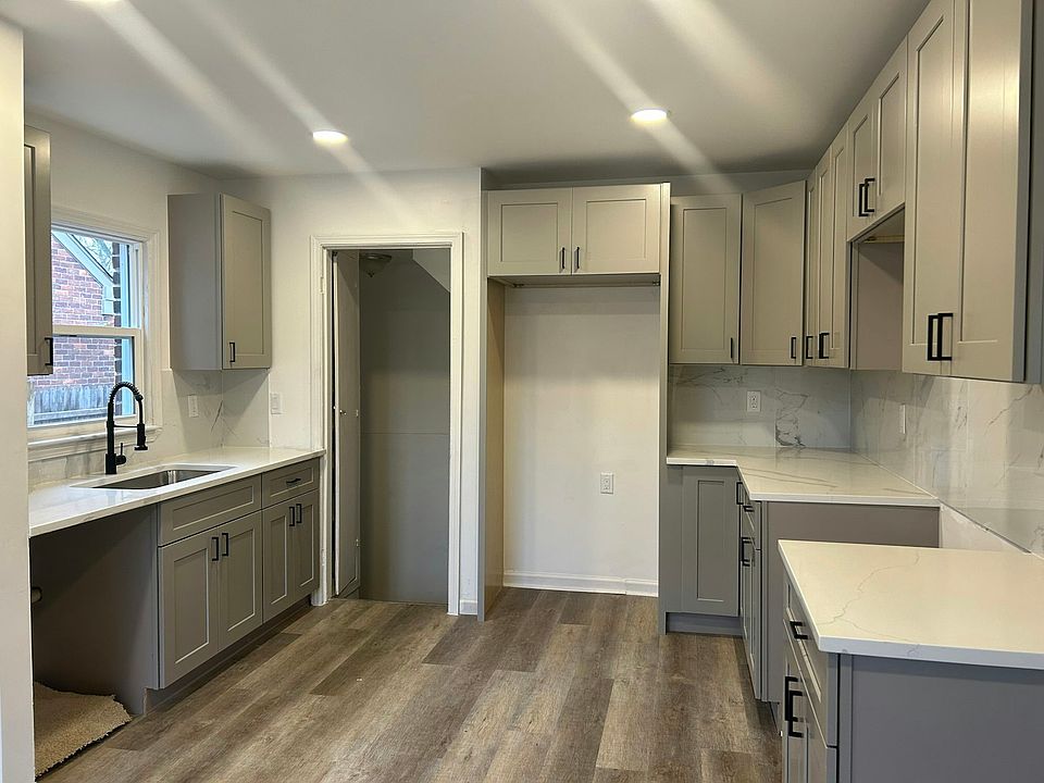 2nd image of 17639 Lenore Ave