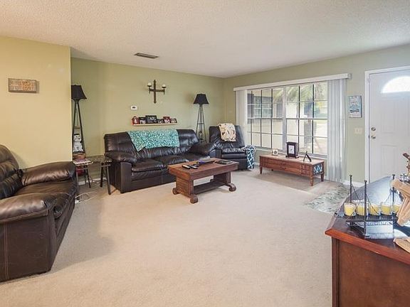 4th image of 203 Volusia Dr SE
