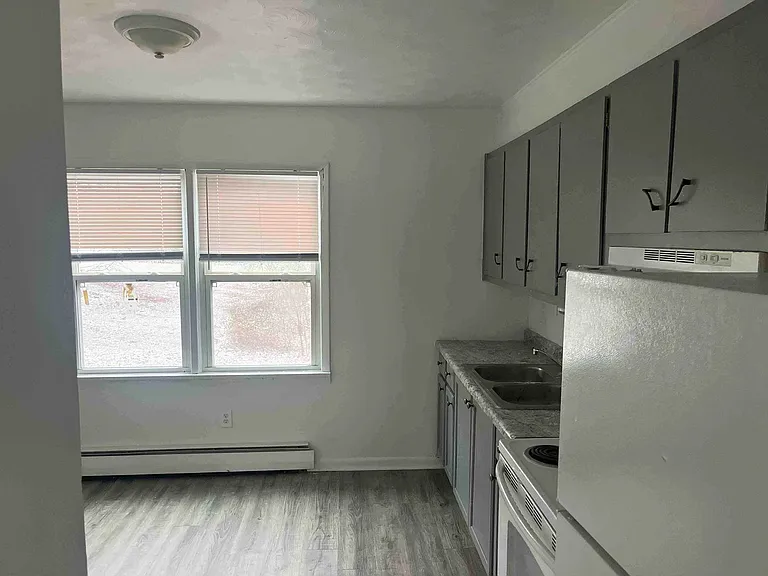100 Navaho Ct — Photo 1