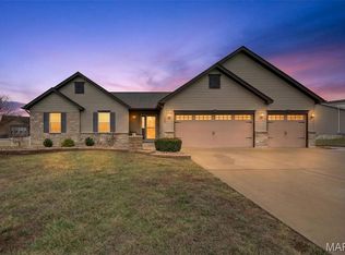 253 Austin Oaks Dr, Moscow Mills, MO 63362