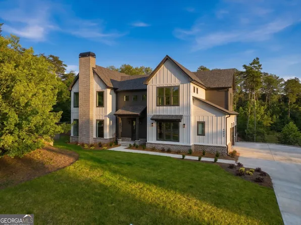 6003 Bluewater Blvd, Gainesville, GA 30506