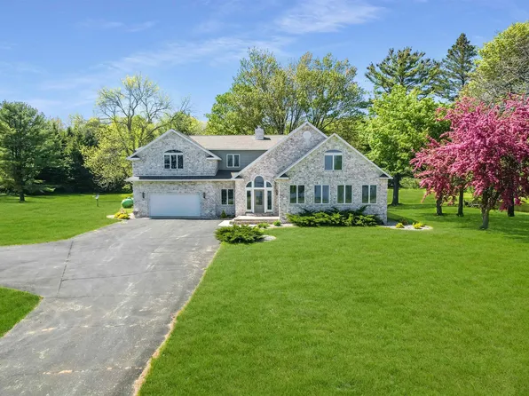 N4049 State Highway M35, Menominee, MI 49858