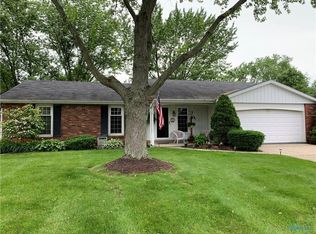 1214 Greendale Ave, Bryan, OH 43506