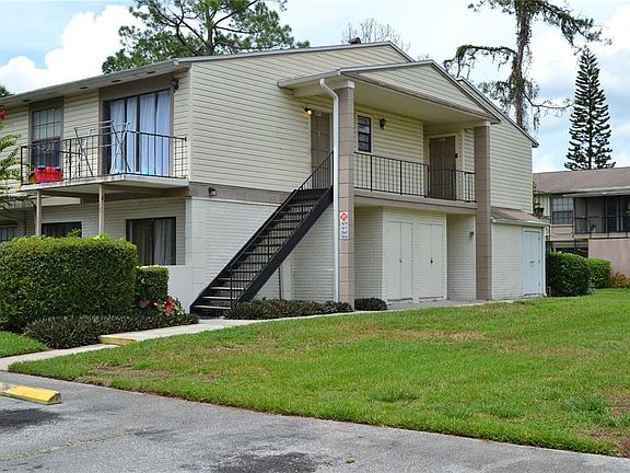 2nd image of 5939 Village Cir #5939