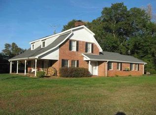 394 Old Switzer Rd, Woodruff, SC 29388