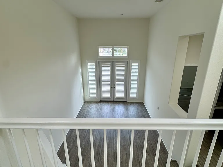 1331 Bayside Cir — Photo 32