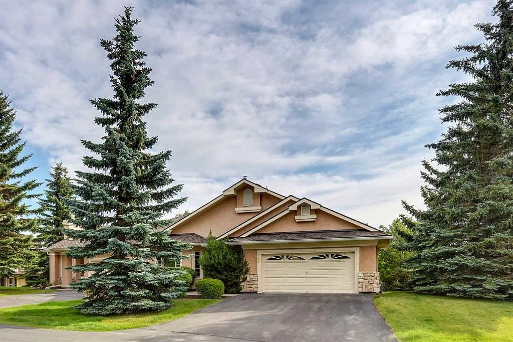 143 W Country Club Ln