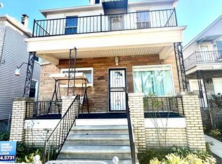 2932 Evaline St, Hamtramck, MI