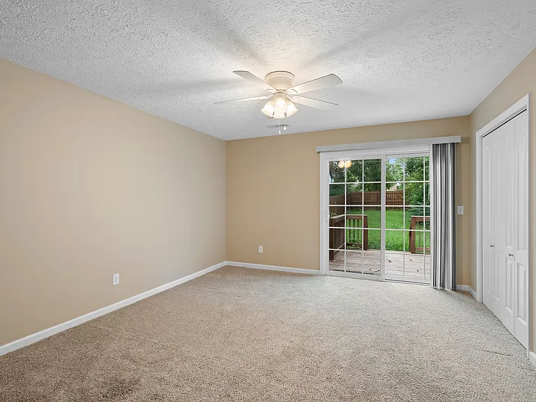 3056 Casa Dr — Photo 15