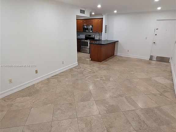 3rd image of 3642 NE 171st St APT 408