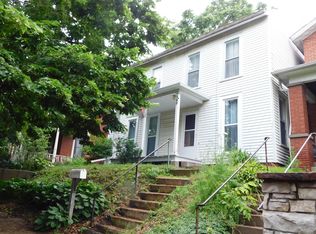 309 W 3rd St, Muscatine, IA 52761