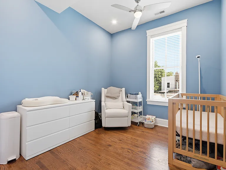 2042 W Potomac Ave #3 — Photo 9