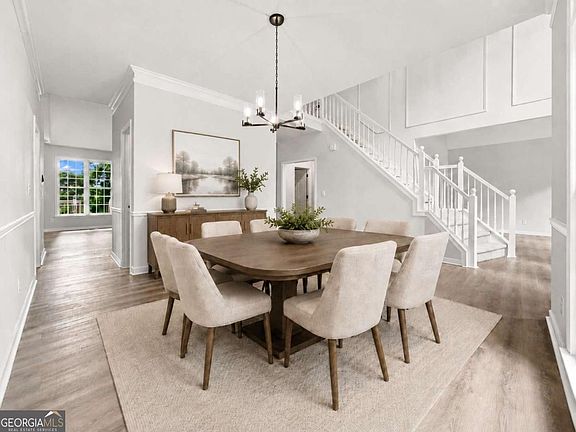 4th image of 1050 San Lacinto Ln