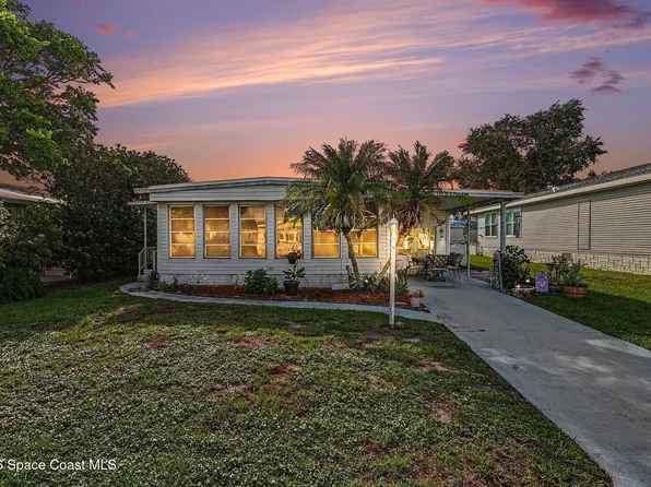 734 Lark Dr, Barefoot Bay, FL 32976