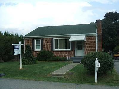 1st image of 36 Atlantic Dr