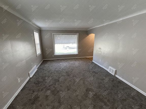 5th image of 4992 E 90th St