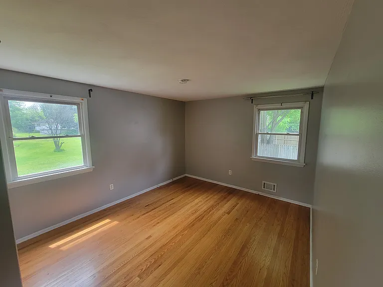 145 River Meadow Dr — Photo 6