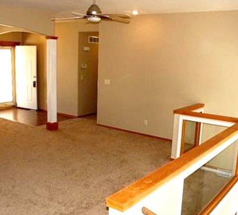 4th image of 1401 W Clubhouse Ct