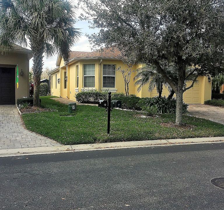 1st image of 709 Grand Canal Dr