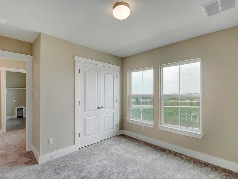 708 Coconut Grv — Photo 17
