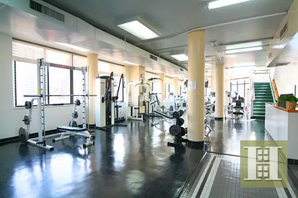 Rented by Halstead Real Estate | media 44