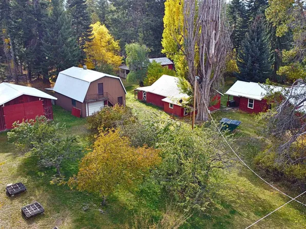 1557 Pleasant Valley Loop, Naples, ID 83847