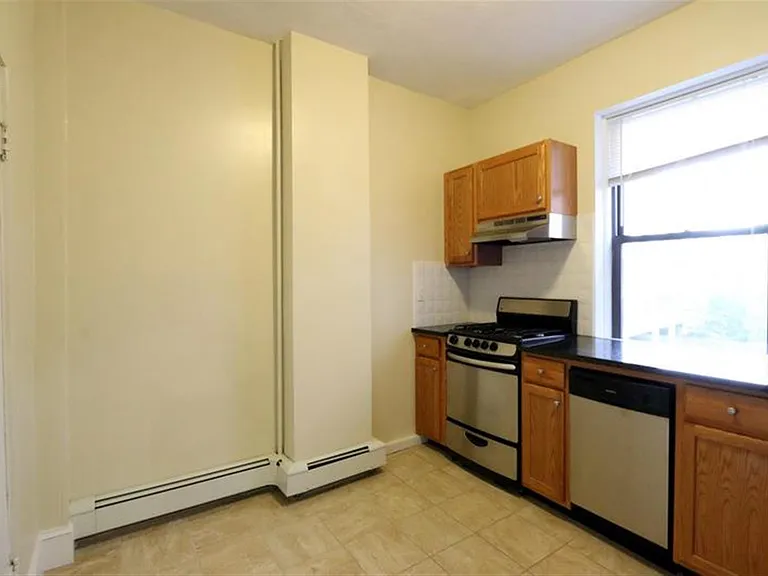 77 Hancock St #6 — Photo 3