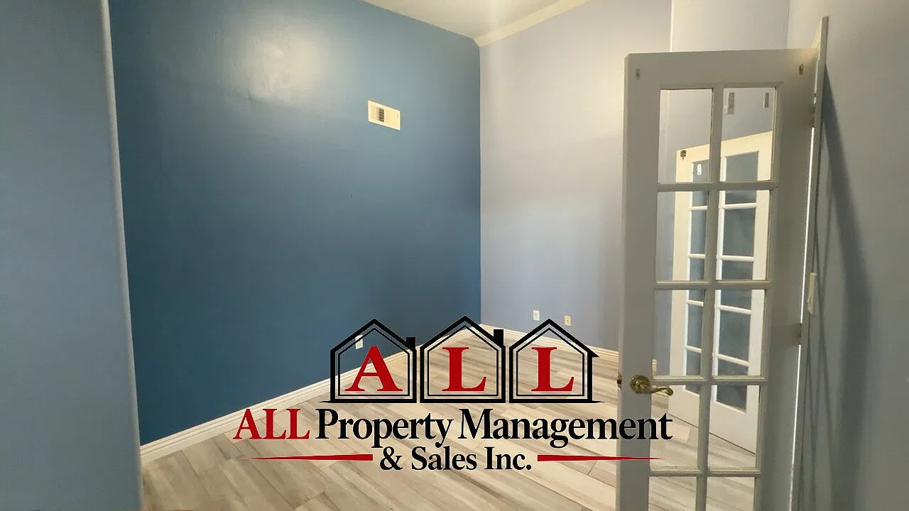 3 bed, 2.0 bath, 1387 sqft, $2,550 — Photo 4