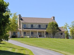 2257 Powder Hill Rd, Hartford, WI 53027