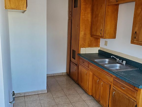 3rd image of 236 W 83rd St APT 3