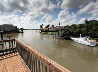 142 Sandy Cv, Houston, TX 77058