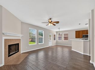 2711 Shallow Falls Ct, Pearland, TX 77584