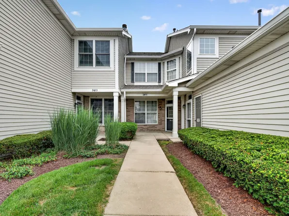 24011 Pear Tree Cir, Plainfield, IL 60585
