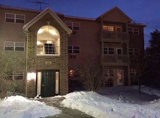 350 Cunat Blvd APT 2D, Richmond, IL