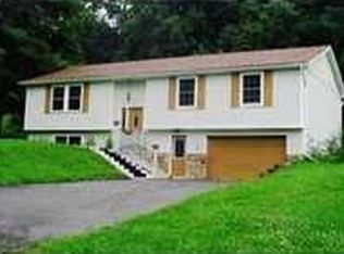 10 3rd St, Marlborough, NY 12547