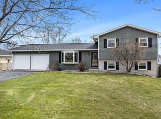 651 Riverside Dr, Battle Creek, MI 49015