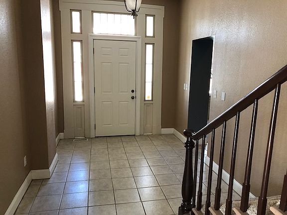 4th image of 123 W Olive St
