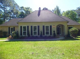 111 Fox Run Dr, Mandeville, LA 70471