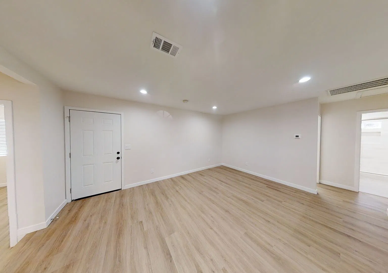 5BD/2BA on Ewing!! — Photo 4