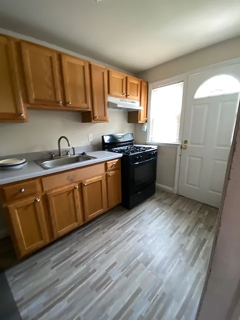 4426 Cedar Garden Road — Photo 3