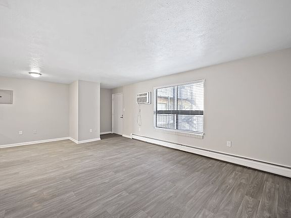 3rd image of 5100 Leetsdale Dr APT 340