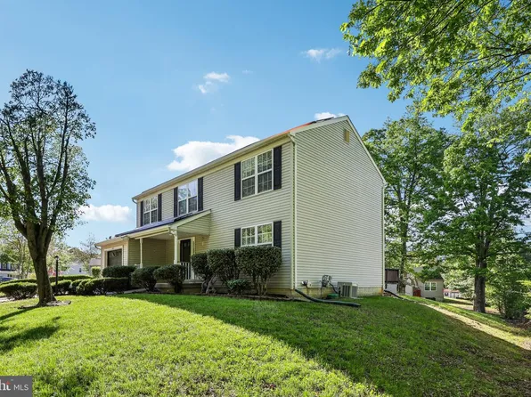 6982 Strawberry Dr, Bryans Road, MD 20616