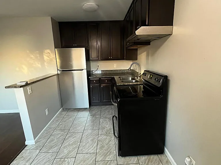 3220 Portland Ave #202 — Photo 11