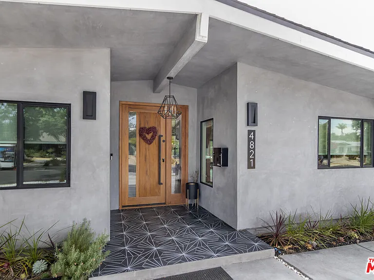 4821 Heaven Ave — Photo 28
