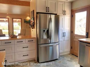 10520 Andora Ave, Chatsworth, CA 91311